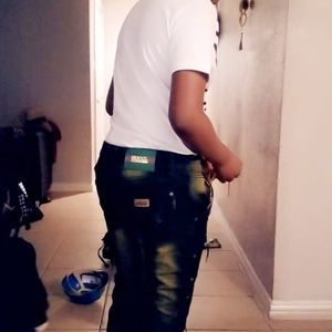 Meet your Posher, Hussein